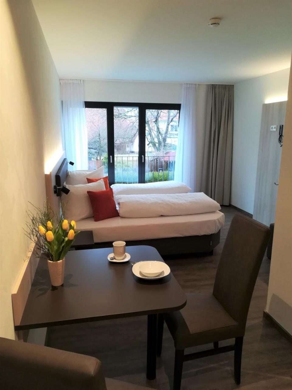 Garni Hotel Schumacher Filderstadt Exterior foto